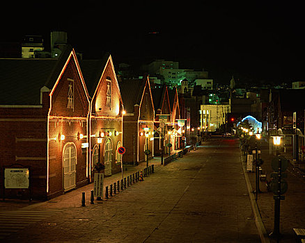 3 càng chuẩn
